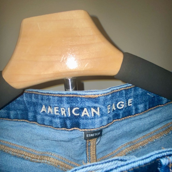 American Eagle Outfitters Light Blue Stretch Jean Shorts - Picture 2 of 6